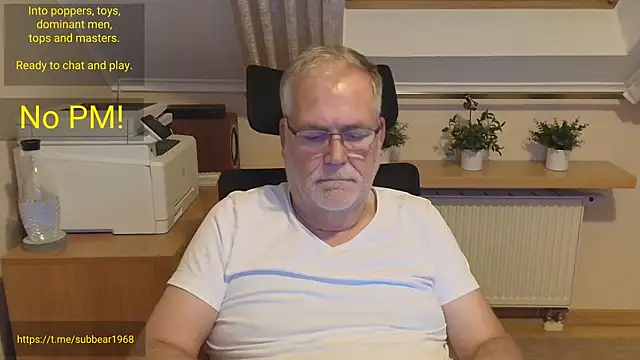 subbear1968 Show Webcam
