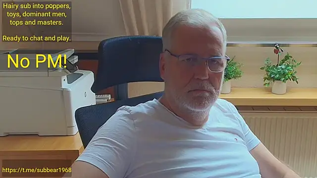 Pertunjukan Kamera Web subbear1968