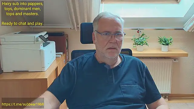 Pertunjukan Kamera Web subbear1968