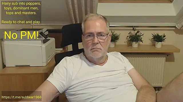subbear1968 Show Webcam