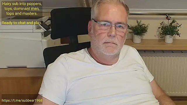 subbear1968 Pertunjukan Webcam