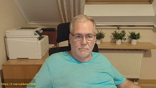 subbear1968 Show Webcam