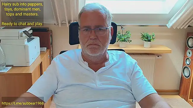 subbear1968 Show Webcam