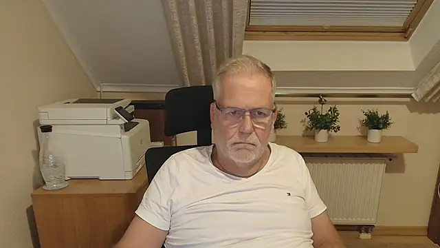 subbear1968 Шоу с уебкамера