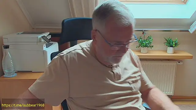 subbear1968 Webcam Show
