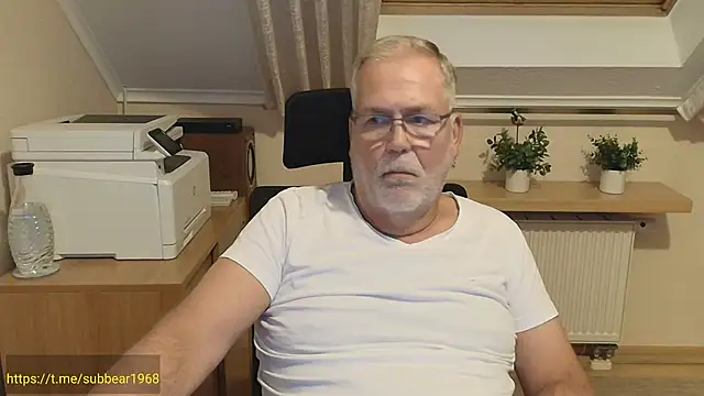 subbear1968 Webcam-Show