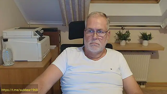 subbear1968 webkamerás műsora
