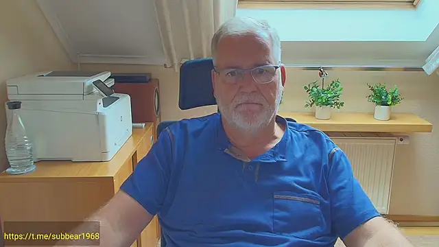 subbear1968 Show Webcam