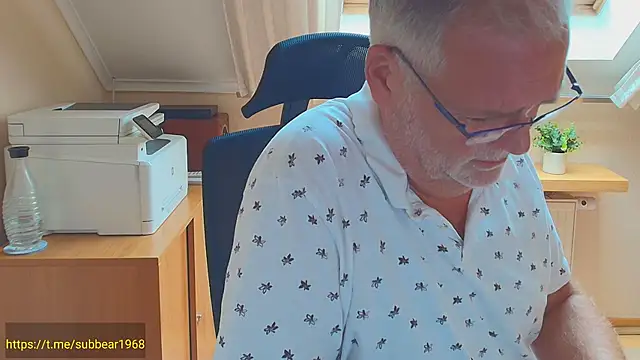 subbear1968's Webcam Show