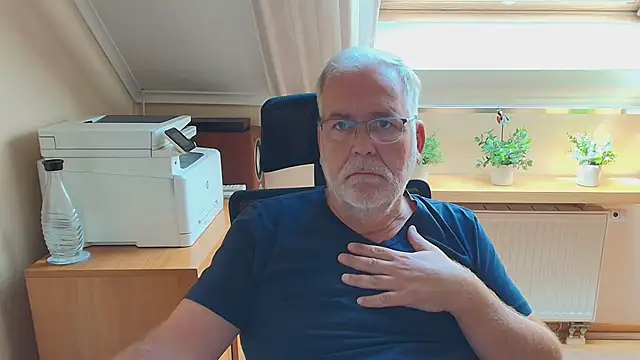 subbear1968 Adlı Modelin Web Kamerası Şovu