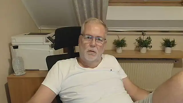subbear1968 Webcam-Show