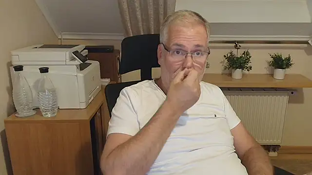 Pokazy przed kamerką – subbear1968