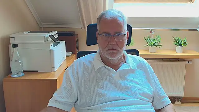 subbear1968 Show Webcam