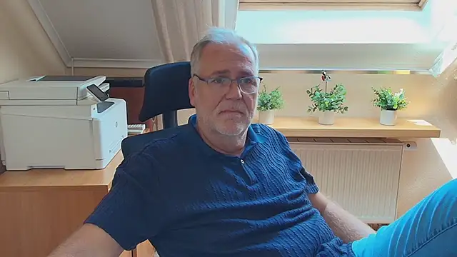 subbear1968 Adlı Modelin Web Kamerası Şovu