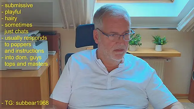 subbear1968 Adlı Modelin Web Kamerası Şovu