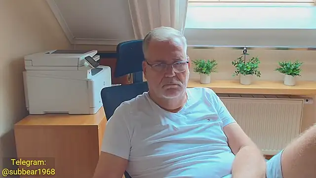 subbear1968 Webcam-Show