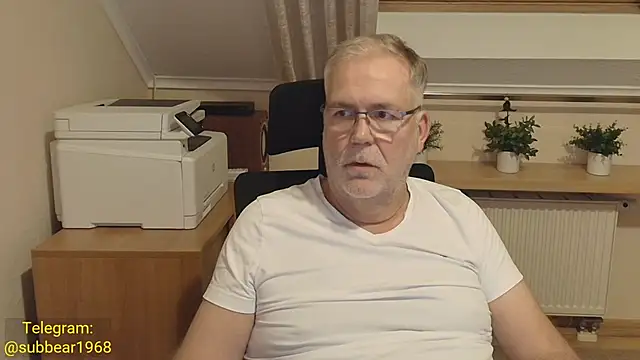 subbear1968n Webbikameraesitys