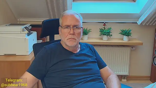 subbear1968 Pertunjukan Webcam