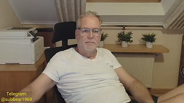 subbear1968 Webcam Show