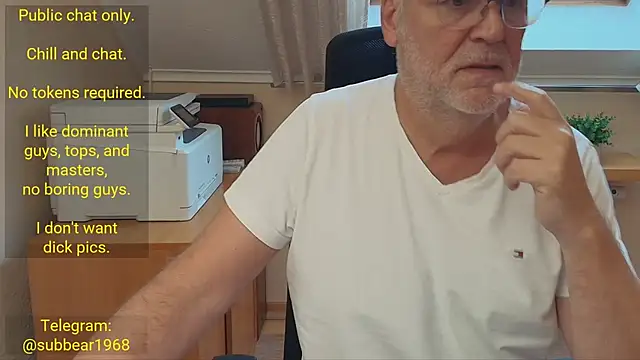subbear1968 Show Webcam