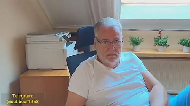 subbear1968 Webcam Show