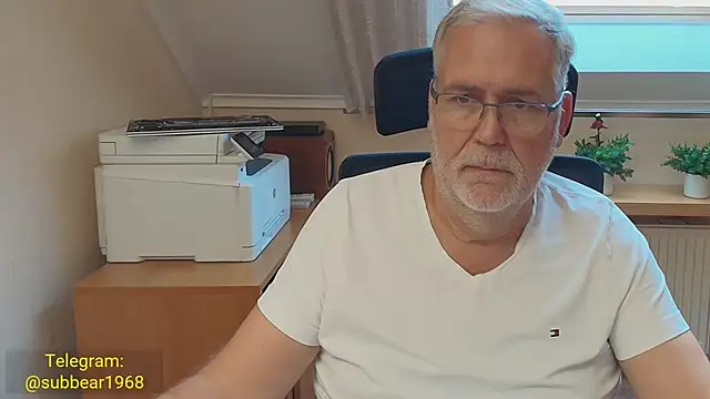 subbear1968 Pertunjukan Webcam
