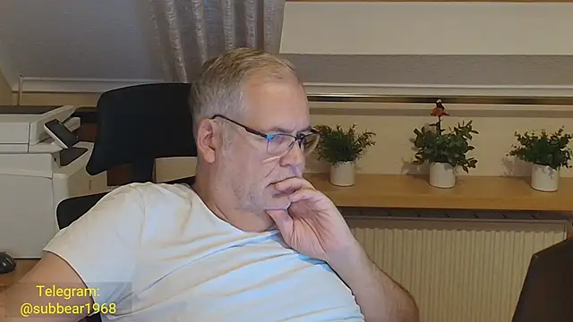 subbear1968 webkamerás műsora