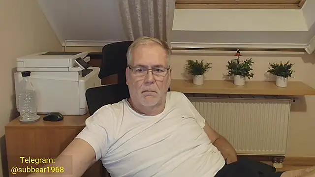 subbear1968's Webcam Show