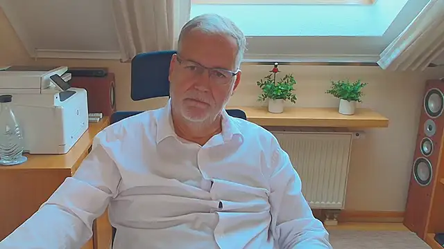 Pokazy przed kamerką – subbear1968