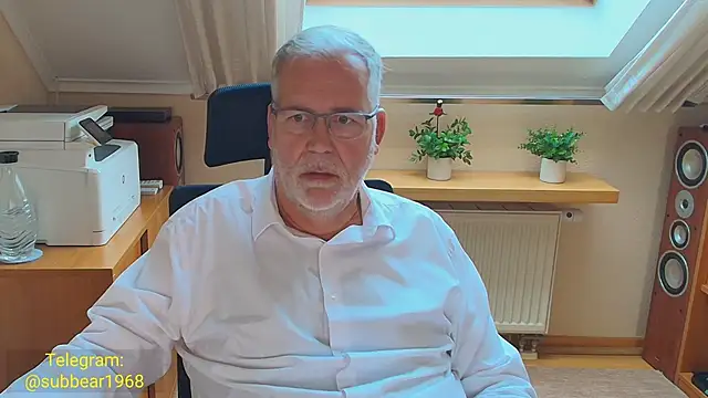 Pokazy przed kamerką – subbear1968