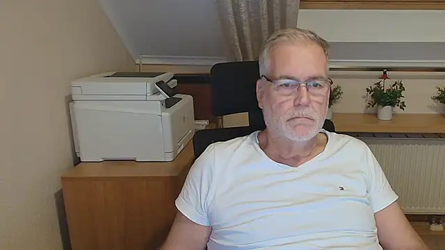 subbear1968 Adlı Modelin Web Kamerası Şovu