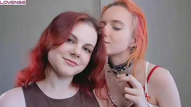 TeenaYerke Pertunjukan Webcam
