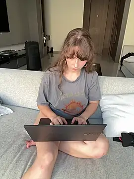 Czat XXX na żywo – Sarahhh_xxx