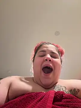Piscesmomma89's Webcam Show