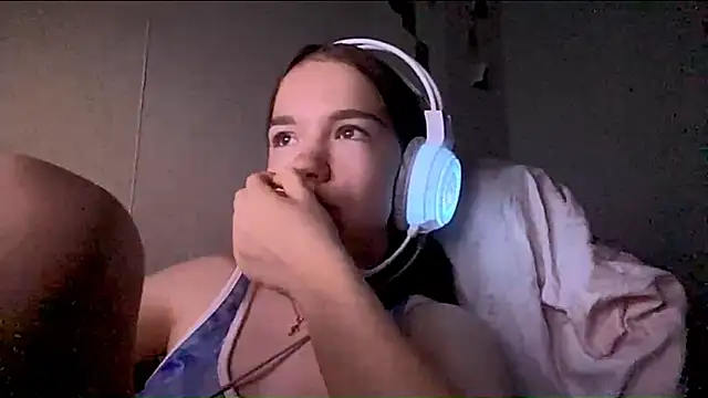 FewerCadre's Webcam Show