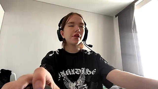 FewerCadre's Live XXX Chat