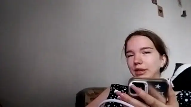 צ'אט XXX בשידור חי של FewerCadre