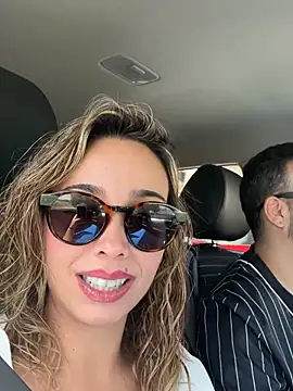 space_couple's Webcam Show