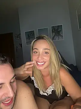 Show Webcam de space_couple