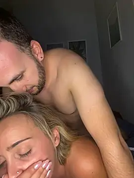 Show Webcam de space_couple