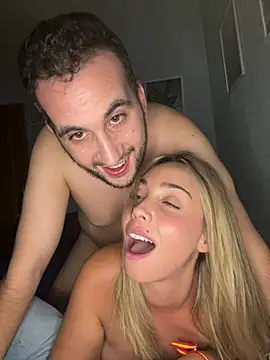 space_couple Webcam show