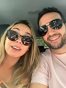 space_couple Show in webcam