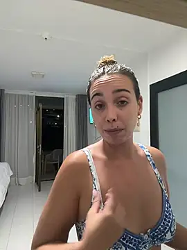 space_couple Webcam show