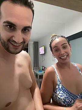 space_couple Show Webcam