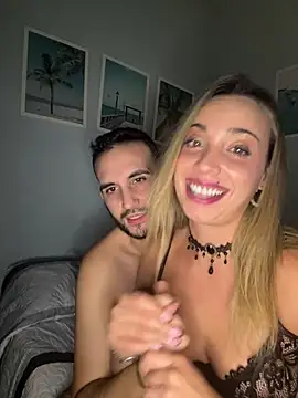 space_couple webcam show