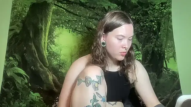 Pokazy przed kamerką – mo0ngoddess