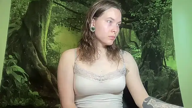 Wood_Elf's Live XXX Chat