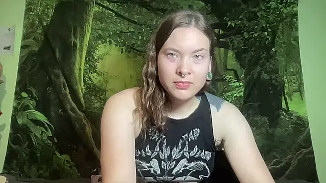 Wood_Elf Show in webcam