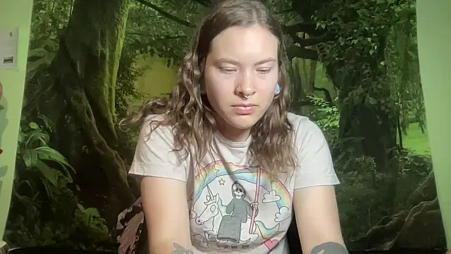 Wood_Elf Chat XXX live