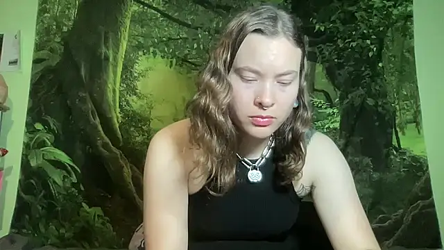 Wood_Elf Show in webcam